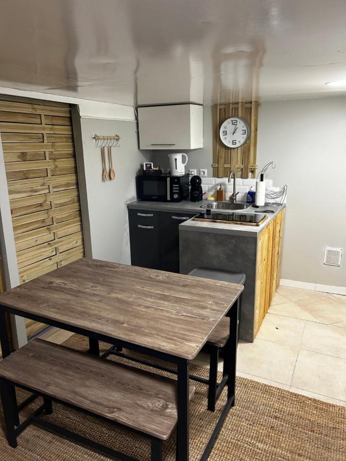 בריניול Appartement 2 Chambres מראה חיצוני תמונה